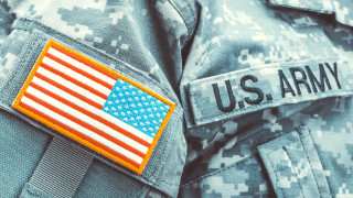 Армията на САЩ ще актуализира досиетата на транссексуалните военнослужещи така