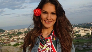 Веси Бонева пее за националния отбор по футбол (ВИДЕО)