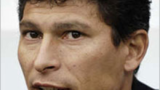 Изгониха Балъков от Грасхопър