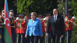  На посещаване в Азербайджан Меркел приканва за мир с Армения 