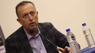 Вицепрезидентът на БФС: Не мисля, че ще се стигне до изваждането на Левски от елита