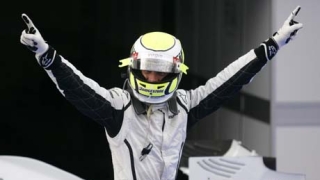Бътън гони рекорд на Кларк и Шумахер