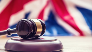 Британският съд обвини двама в планиране на нападение и убийство
