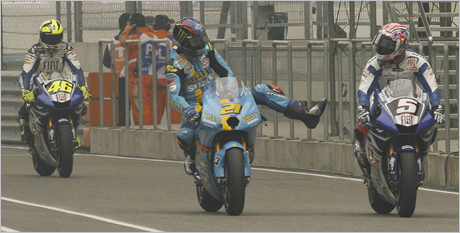 Първа победа за Крис Вермюлен в Moto GP