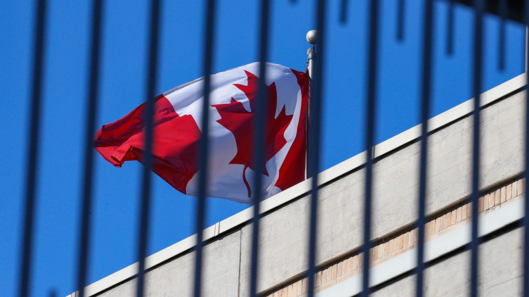 Канада наложи нови санкции на Иран, съобщава Ройтерс.
От външното министерство