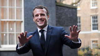 Президентът на Франция Еманюел Макрон обяви че застава зад коментарите