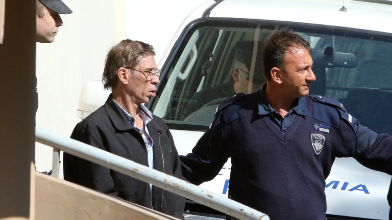 Кипър екстрадира похитителя на египетски самолет 
