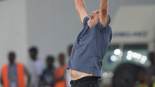 Грант пие сутрешното си кафе с Букарев и Краси Иванов