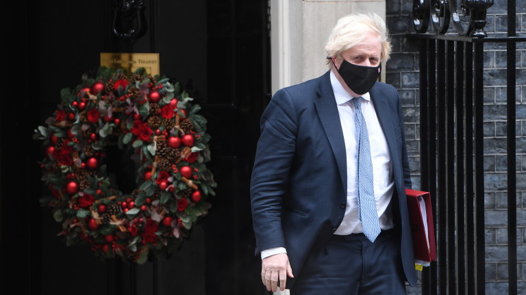 Британският министър-председател Борис Джонсън се извини за видеозапис, на който