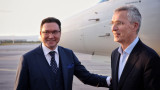 Генералният секретар на НАТО Йенс Столтенберг пристигна в България