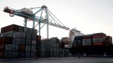 Износът ни към трети страни и ЕС се увеличава, но вносът остава повече