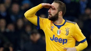 Снощи Гонсало Игуаин се превърна в най бързия реализатор на две