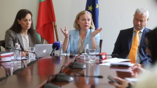 Кабинетът ще продължи да действа с пълна скорост докато Народното