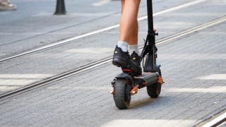 13 годишно момче с тротинетка блъсна дете на 8 години в