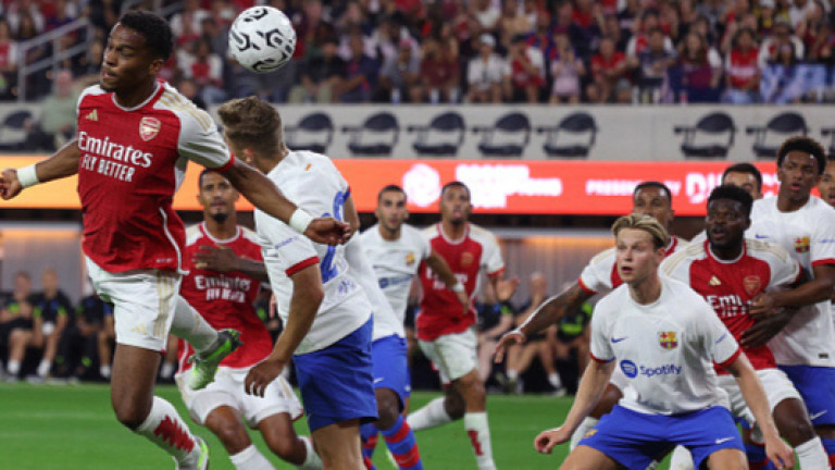 Арсенал победи Барса в зрелище с осем гола