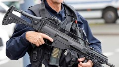 Франция затяга сигурността на гари и летища
