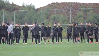 Отборът на Ботев Пловдив приключи с подготивтелния си лагер в турския