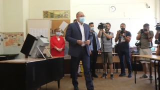 Президентът Румен Радев коментира отношенията и преговорите между България и