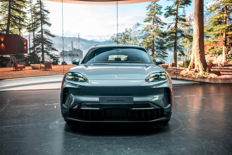 Porsche Cayenne Electric