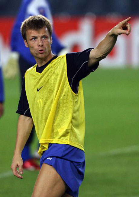 Валери Домовчийски отпада за мача с Барселона