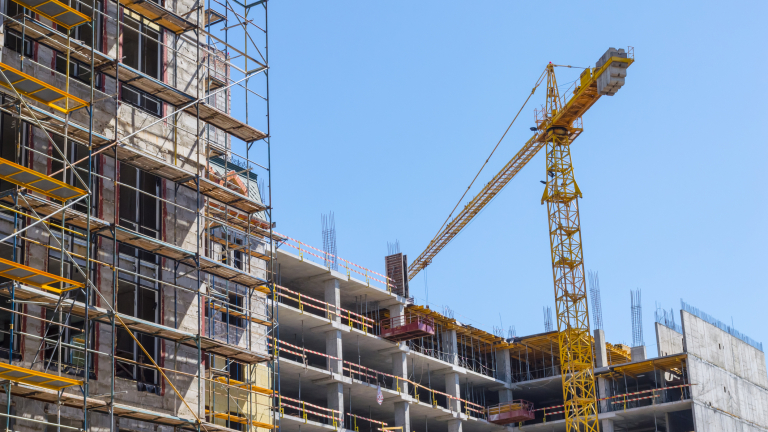 Строим по-малко апартаменти през първото тримесечие на 2020 г.
