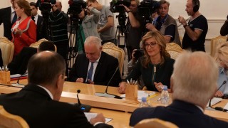 Лавров и Захариева са недоволни от ниския стокообмен между Русия и България