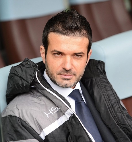 Бивш треньор на Интер пое Панатинайкос