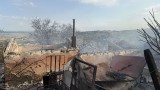 Пожарът във вилна зона край Стара Загора  е локализиран, изгорели са около 20 къщи