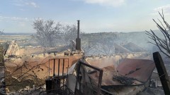 Пожарът във вилна зона край Стара Загора  е локализиран, изгорели са около 20 къщи