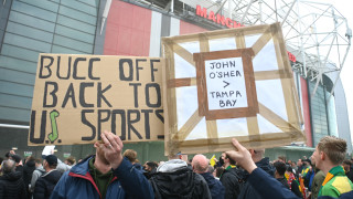 Дербито между Манчестър Юнайтед и Ливърпул официално бе отложено поради