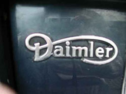 Китайци оглеждат Daimler