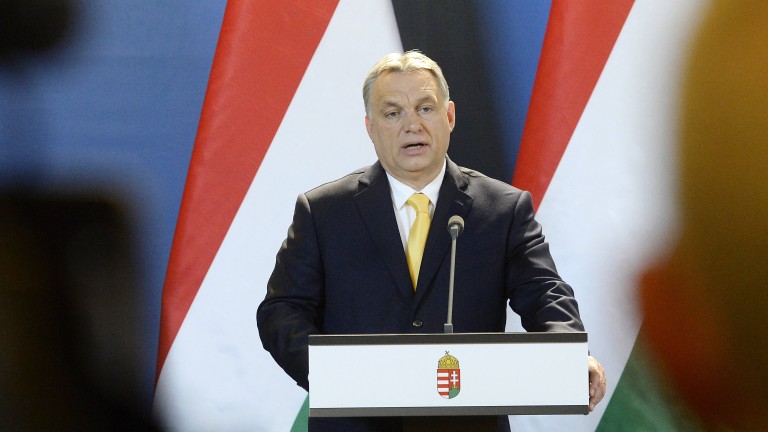 Премиерът на Унгария Виктор Орбан - кръстникът на нелибералната демокрация,