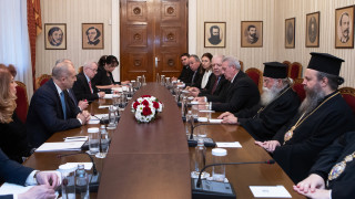 Президентът Румен Радев разговаря днес с представители на Светия Синод