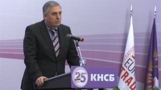 Контрол върху децата на гурбетчиите, предлага вицепремиерът Калфин