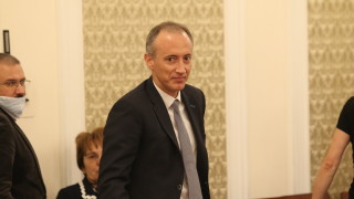 Не се притеснявам съпругата ми няма пиар агенция и