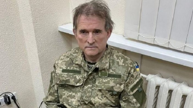 Медведчук моли Путин и Зеленски да го разменят за военни и цивилни от Мариупол