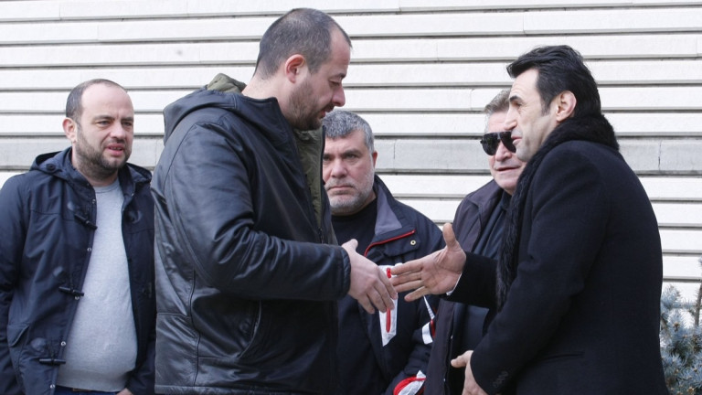 Любо Младежа с мощна словесна атака и по Тити Папазов