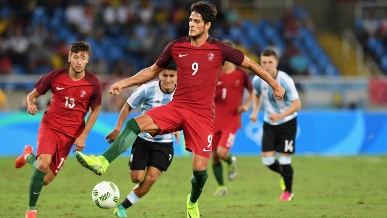 Евертън с интерес към национал на Португалия