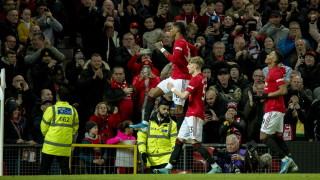 Манчестър Юнайтед се настани на петото място във Висшата лига