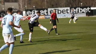 Локомотив (Пловдив) измъкнал Един Бахтич под носа на тим от Първа Бундеслига