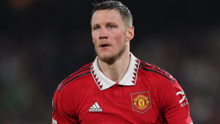 Нидерландският нападател Ваут Вегхорст се присъедини към Манчестър Юнайтед през