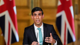 Опитът на британския премиер Риши Сунак да върне за депортиране