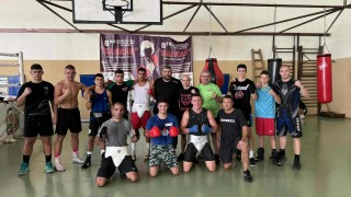 Международен лагер с участието на боксьори от няколко държави съпровожда
