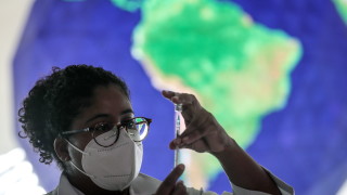 Скок на случаите на Омикрон в Бразилия хоспитализира неваксинираните