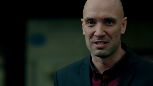 Захари Бахаров превзема Лондон с „Дакота“