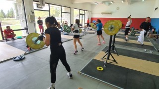 Точно 125 спортисти и техните треньори се подготвят за предстоящите