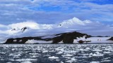  Българските антарктици се снабдяват с нова научна лаборатория 