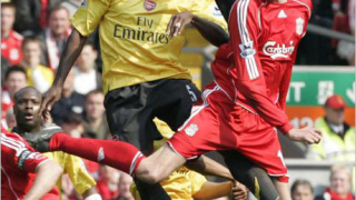 Манчестър Сити взима Коло Туре