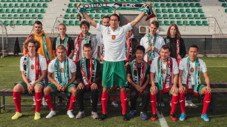 Капитанът на националния отбор по футбол Ивелин Попов използва профила