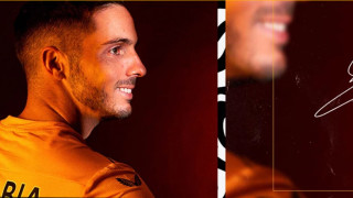 30 годишният испански халф на Пари Сен Жермен Пабло Сарабия стана